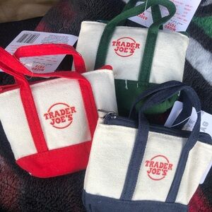 Trader Joe's Mini Tote Bags Set